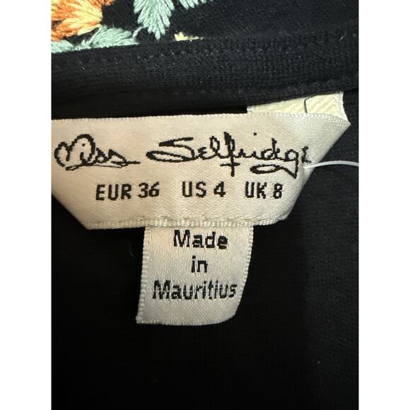 Miss Selfridge Black Floral Embroidered Sleeveless Cami Camisole Crop Tank Top 4 - Picture 3 of 3